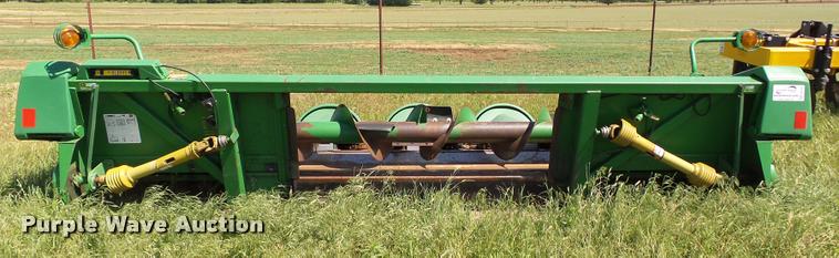 image for item DB4016 1998 John Deere 693 corn head