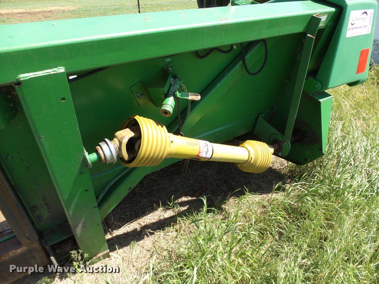 image for item DB4016 1998 John Deere 693 corn head