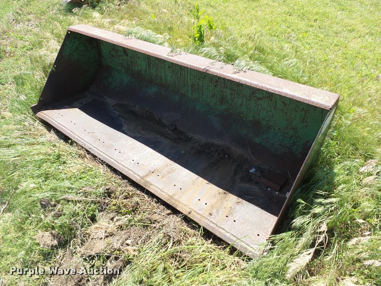 image for item DB4020 John Deere loader bucket