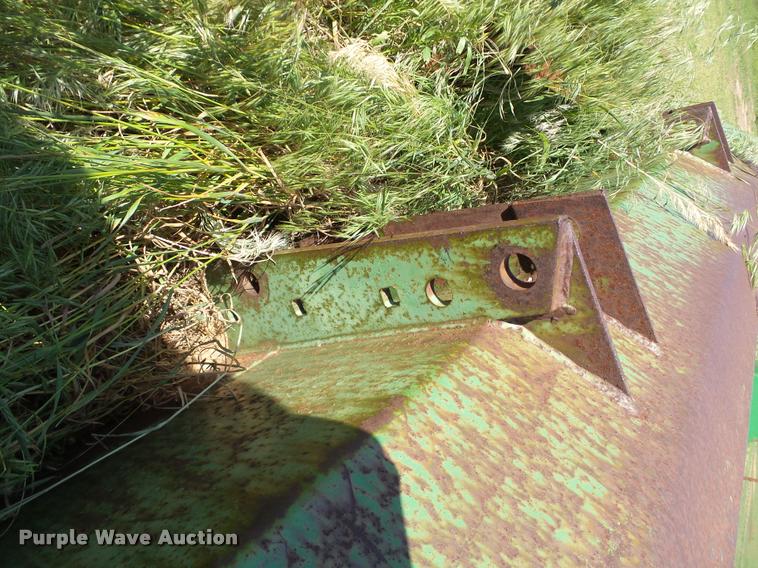 image for item DB4020 John Deere loader bucket