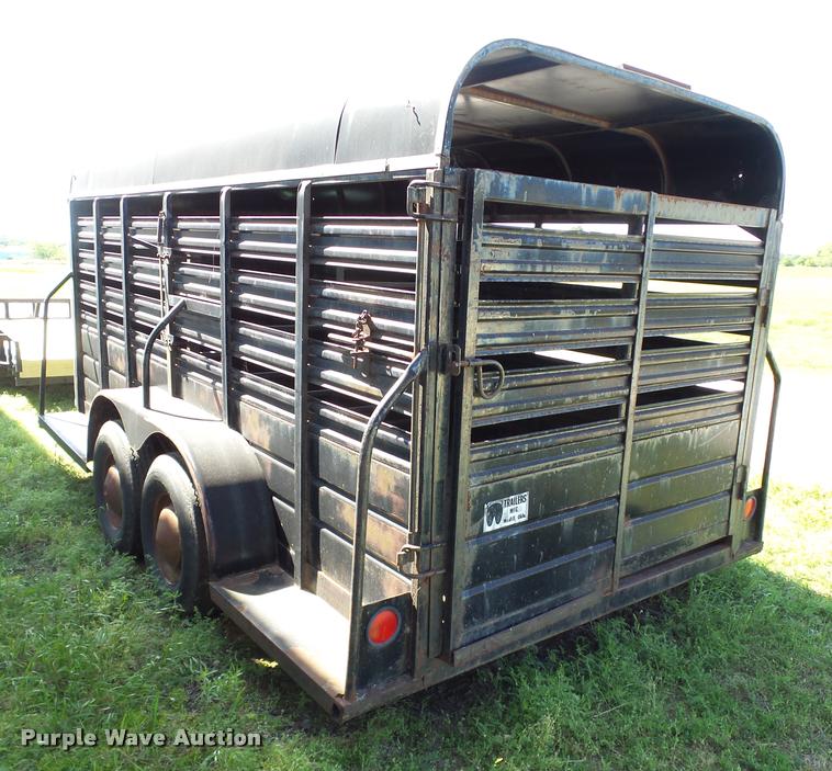 image for item DB4022 1980 W-W 16 livestock trailer