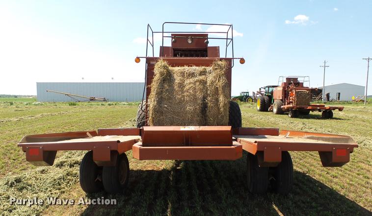 image for item DB4024 1997 Hesston 4900 square baler
