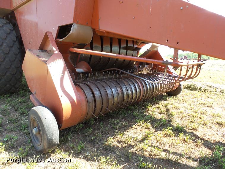 image for item DB4024 1997 Hesston 4900 square baler