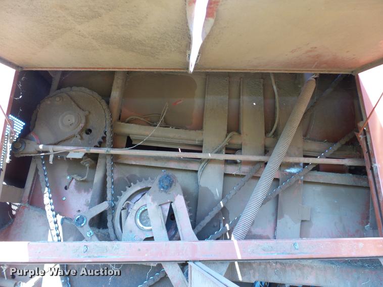 image for item DB4024 1997 Hesston 4900 square baler