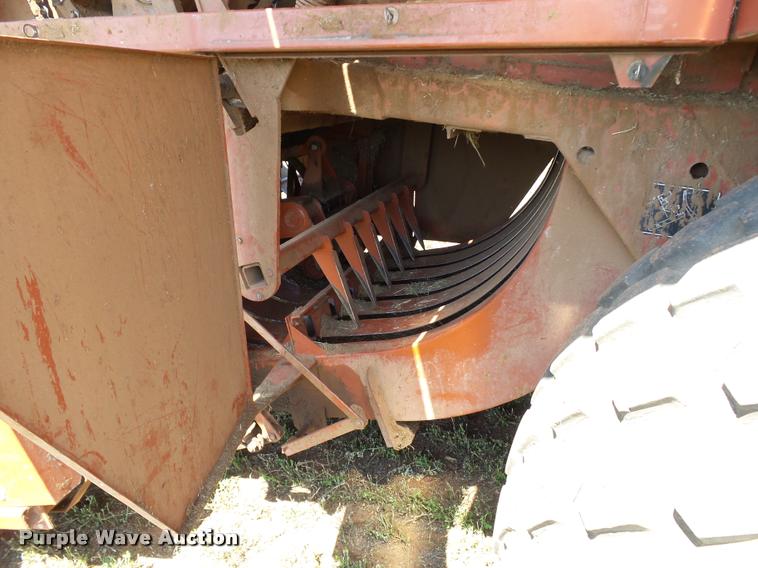 image for item DB4024 1997 Hesston 4900 square baler