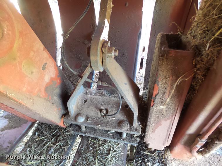 image for item DB4024 1997 Hesston 4900 square baler