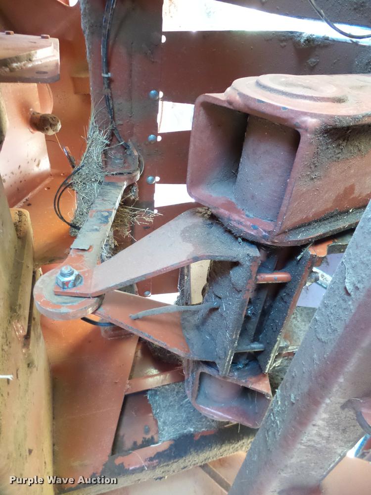 image for item DB4024 1997 Hesston 4900 square baler