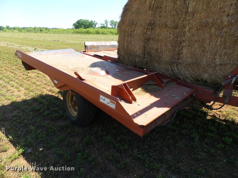 image for item DB4024 1997 Hesston 4900 square baler