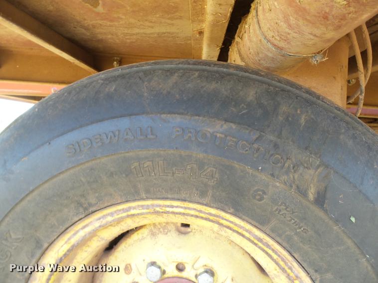 image for item DB4024 1997 Hesston 4900 square baler