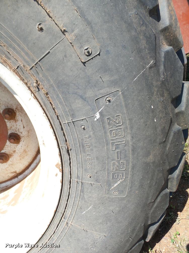 image for item DB4024 1997 Hesston 4900 square baler