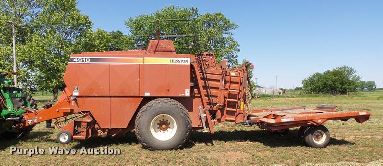 image for item DB4025 2003 Hesston 4910 square baler