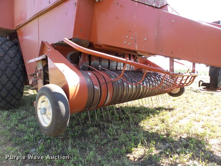 image for item DB4025 2003 Hesston 4910 square baler
