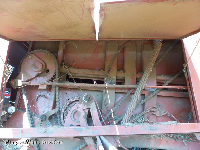 image for item DB4025 2003 Hesston 4910 square baler