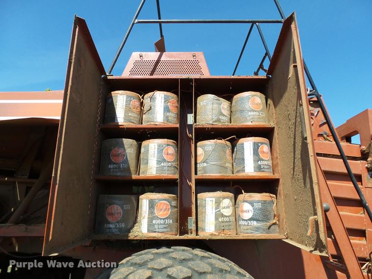 image for item DB4025 2003 Hesston 4910 square baler