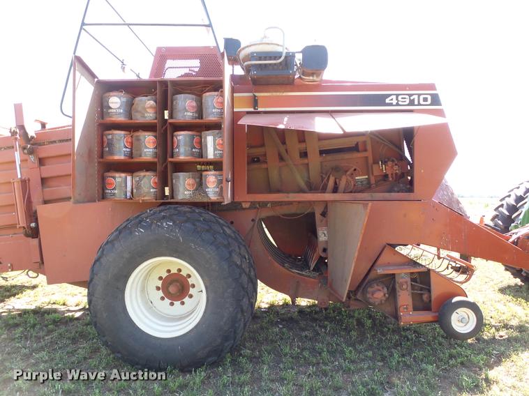 image for item DB4025 2003 Hesston 4910 square baler