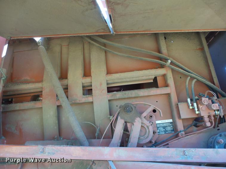 image for item DB4025 2003 Hesston 4910 square baler