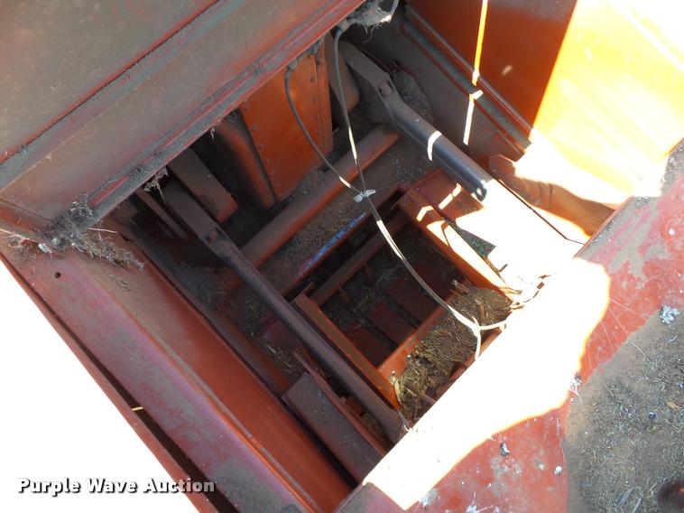 image for item DB4025 2003 Hesston 4910 square baler