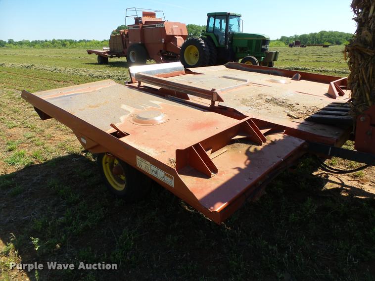 image for item DB4025 2003 Hesston 4910 square baler