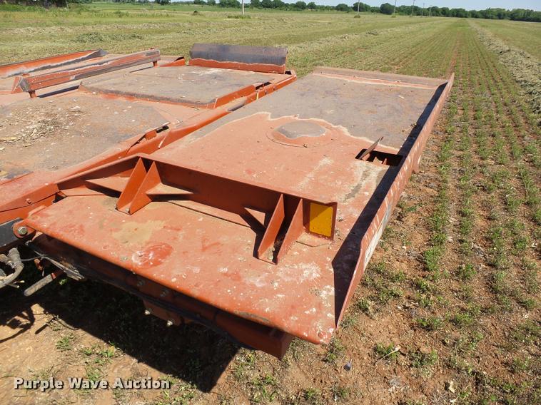 image for item DB4025 2003 Hesston 4910 square baler