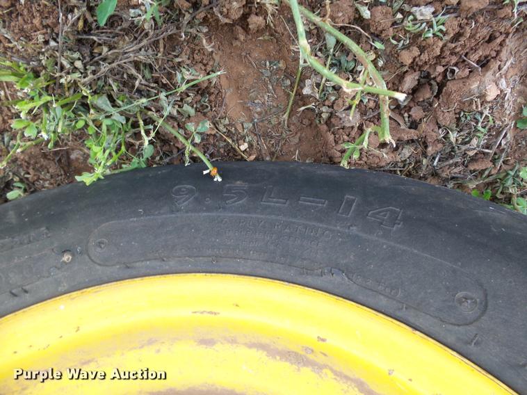 image for item DB4025 2003 Hesston 4910 square baler