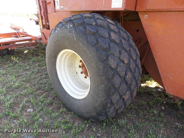 image for item DB4025 2003 Hesston 4910 square baler