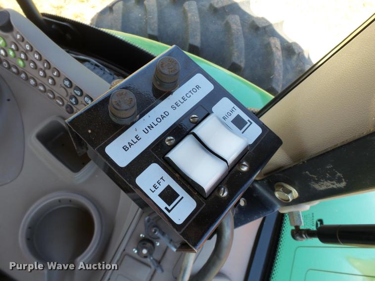 image for item DB4025 2003 Hesston 4910 square baler