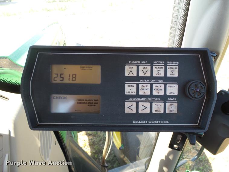 image for item DB4025 2003 Hesston 4910 square baler