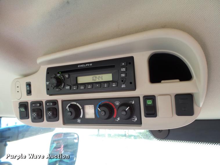 image for item DB4026 2012 John Deere 6190R MFWD tractor