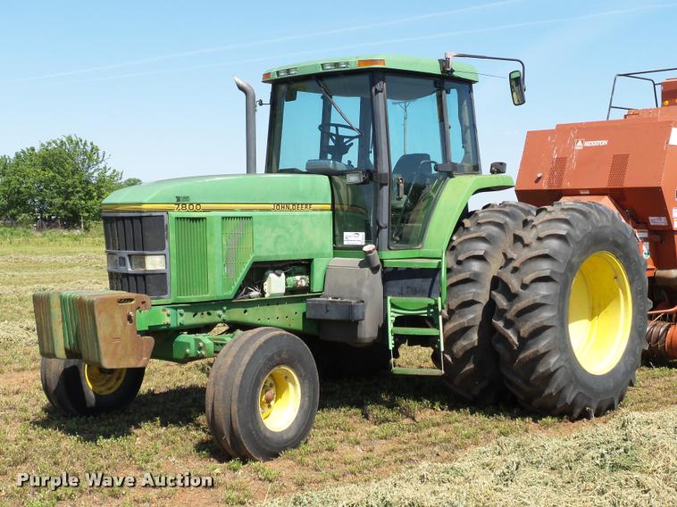 image for item DB4027 1992 John Deere 7800 tractor