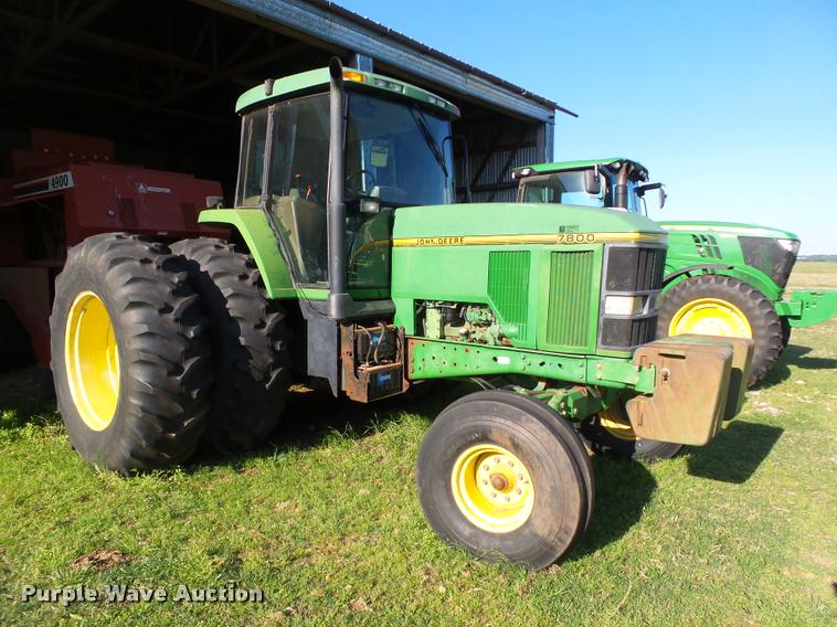 image for item DB4027 1992 John Deere 7800 tractor