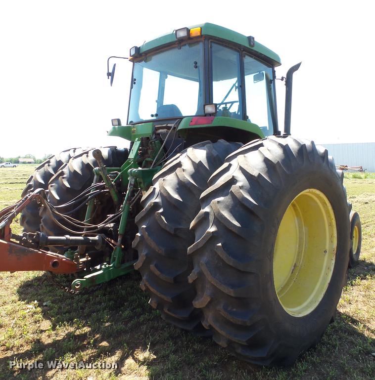 image for item DB4027 1992 John Deere 7800 tractor