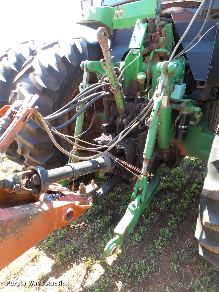 image for item DB4027 1992 John Deere 7800 tractor