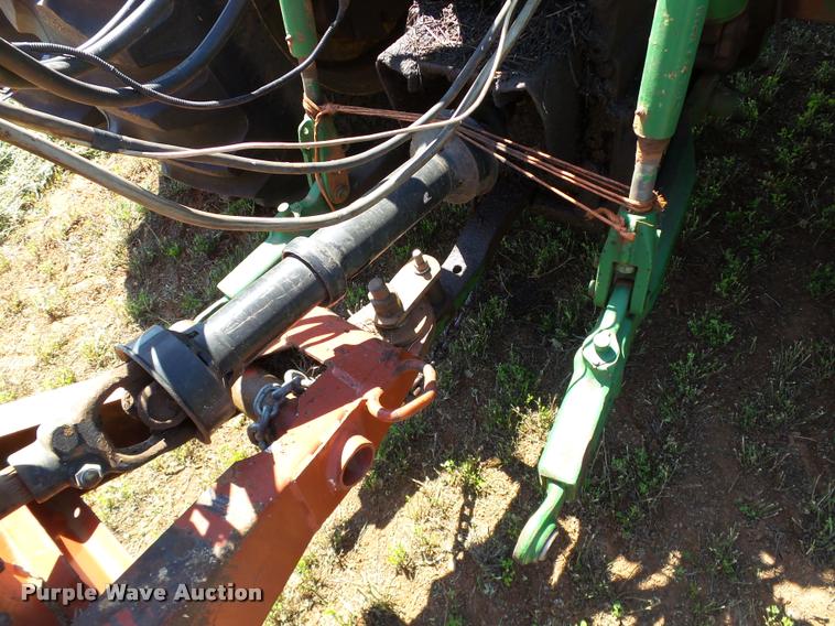 image for item DB4027 1992 John Deere 7800 tractor