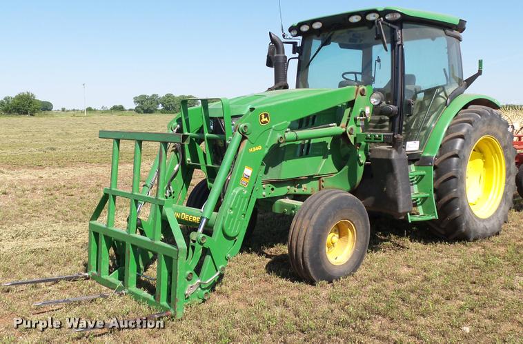 image for item DB4028 2012 John Deere 6125R tractor