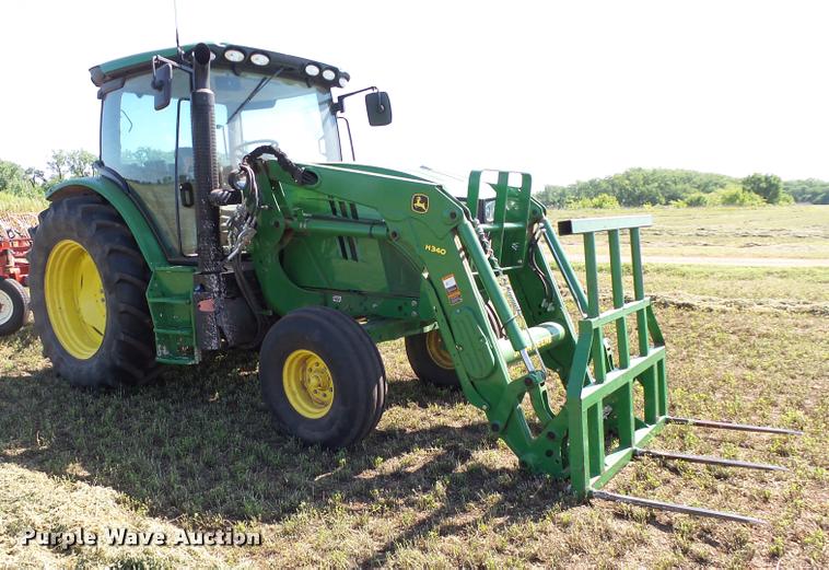 image for item DB4028 2012 John Deere 6125R tractor