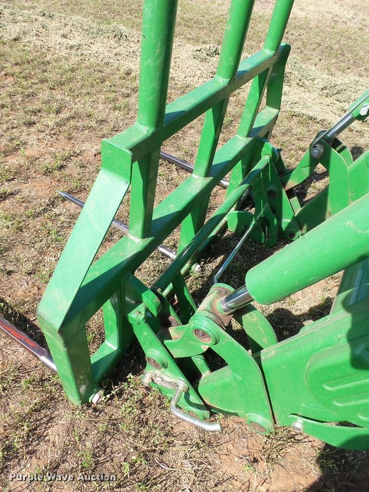 image for item DB4028 2012 John Deere 6125R tractor