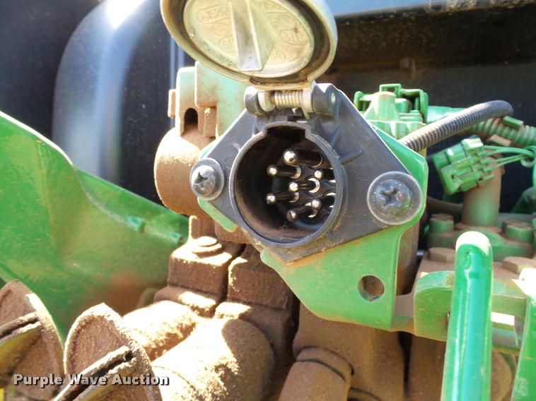 image for item DB4028 2012 John Deere 6125R tractor