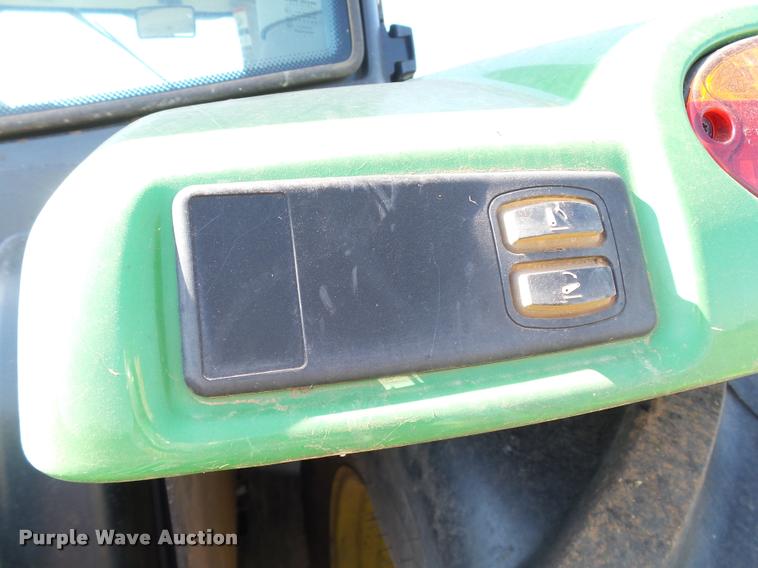 image for item DB4028 2012 John Deere 6125R tractor