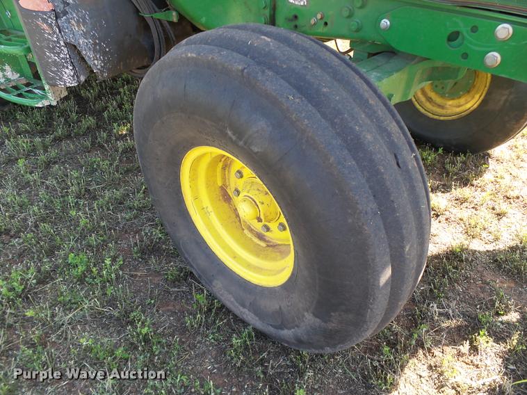 image for item DB4028 2012 John Deere 6125R tractor