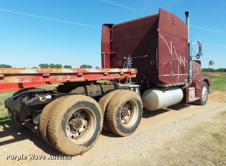 image for item DB4030 1995 Peterbilt 377 semi truck
