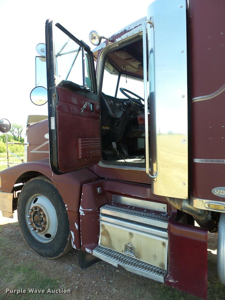 image for item DB4030 1995 Peterbilt 377 semi truck