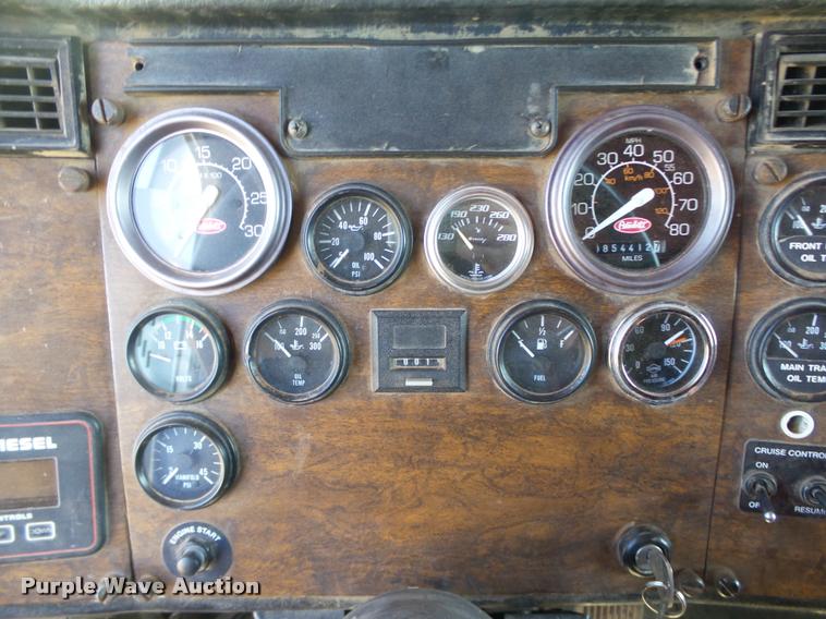 image for item DB4030 1995 Peterbilt 377 semi truck