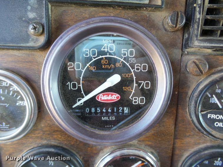 image for item DB4030 1995 Peterbilt 377 semi truck