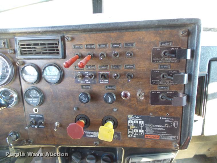 image for item DB4030 1995 Peterbilt 377 semi truck