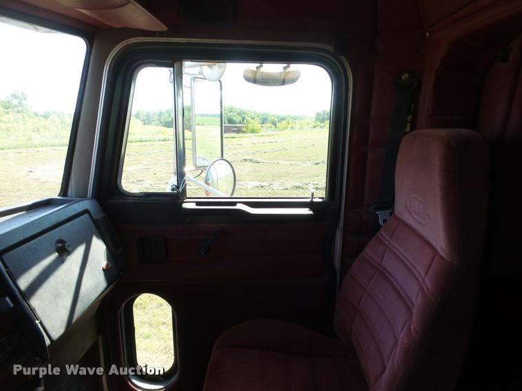 image for item DB4030 1995 Peterbilt 377 semi truck