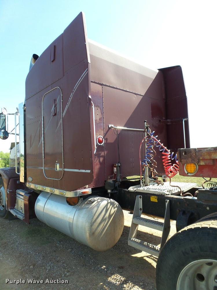 image for item DB4030 1995 Peterbilt 377 semi truck