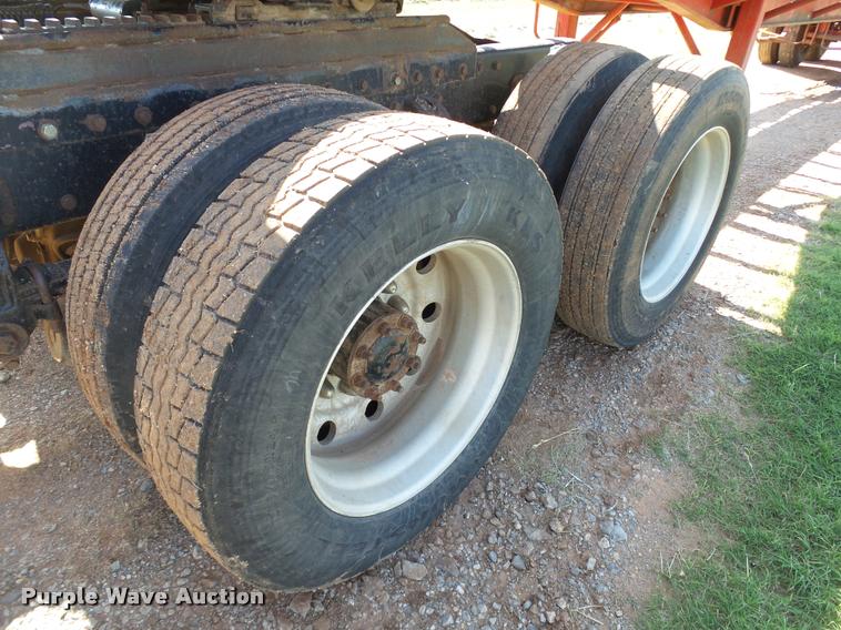 image for item DB4030 1995 Peterbilt 377 semi truck