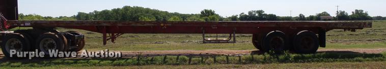 image for item DB4031 1974 Fruehauf/Hobbs FBEP42 flatbed trailer