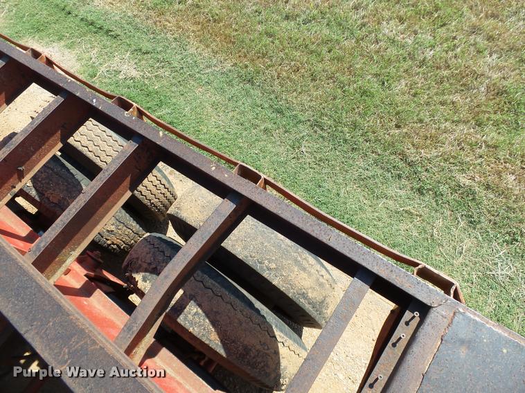 image for item DB4031 1974 Fruehauf/Hobbs FBEP42 flatbed trailer