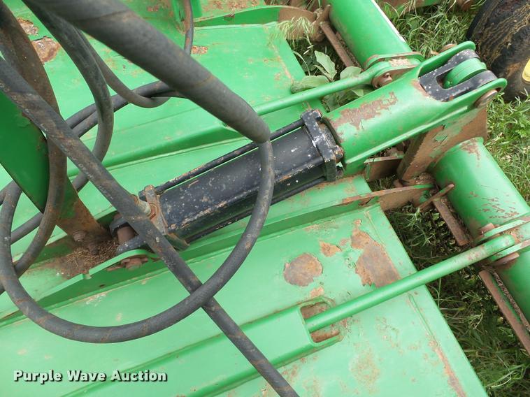image for item DB4034 2009 John Deere CX15 Flex-Wing rotary mower